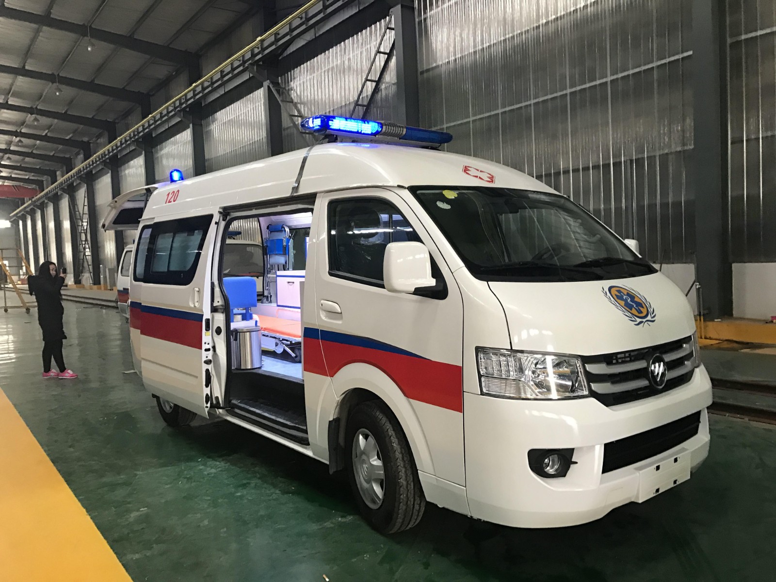 那曲救护车转院